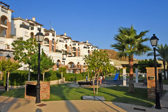 Image No.34-2 Bed Apartment for sale