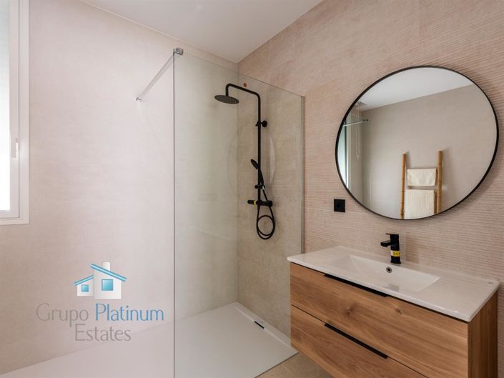 Image No.19-2 Bed Apartment for sale