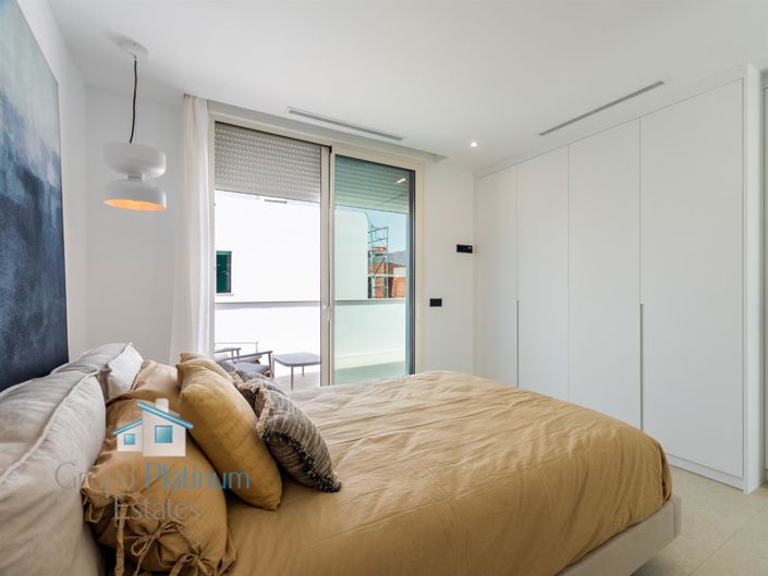 Image No.14-2 Bed Apartment for sale