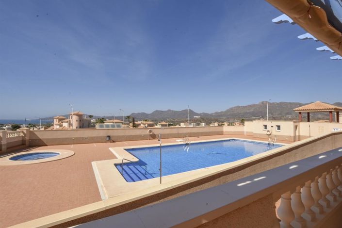 Image No.21-3 Bed Apartment for sale