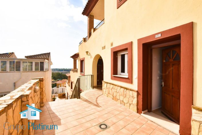 Image No.17-2 Bed Apartment for sale