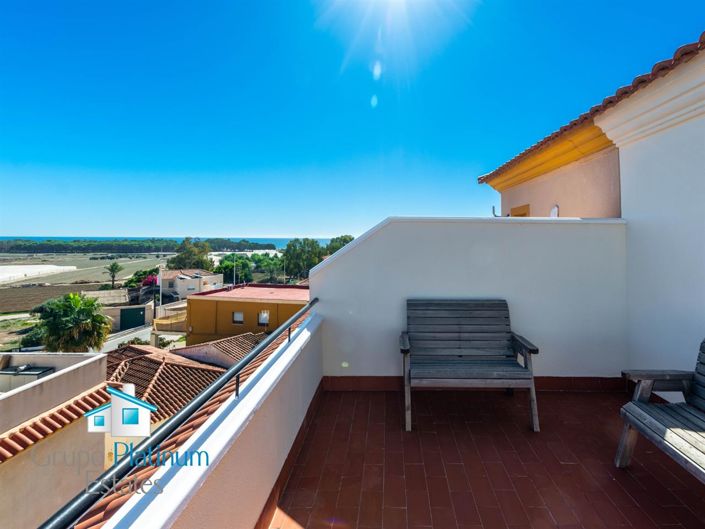 Image No.1-3 Bed Property for sale