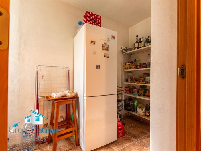 Image No.10-4 Bed Villa for sale