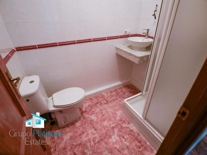 Image No.15-4 Bed Villa for sale