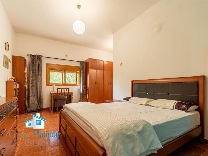 Image No.19-4 Bed Villa for sale