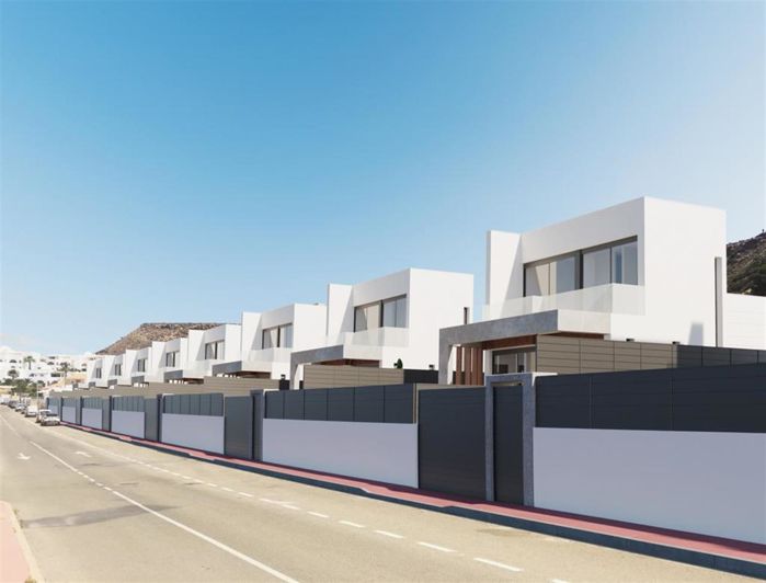 Image No.5-4 Bed Villa for sale