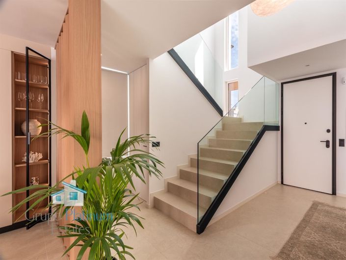 Image No.28-3 Bed Villa for sale