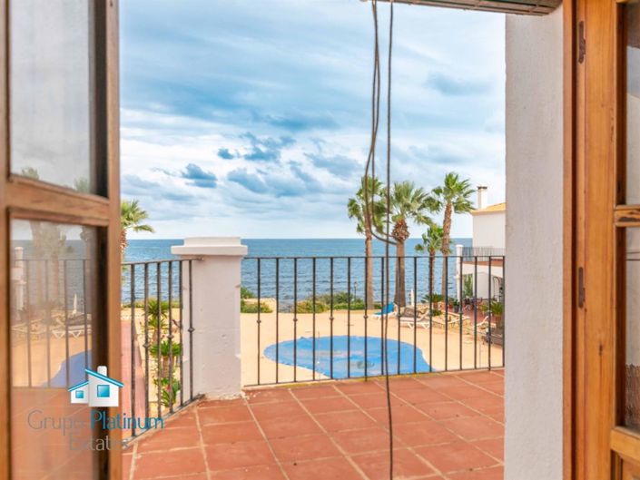 Image No.22-3 Bed Property for sale