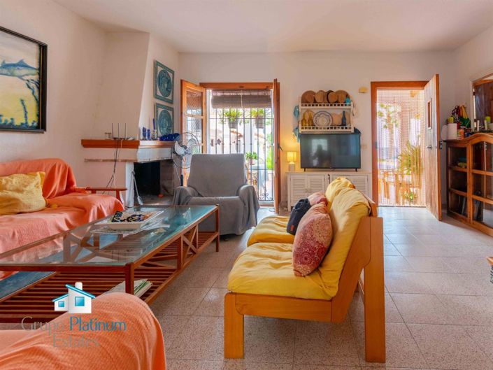 Image No.8-3 Bed Property for sale