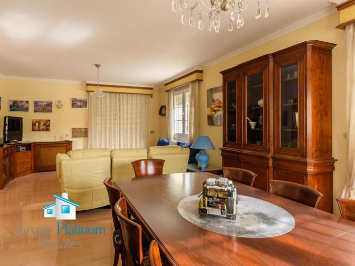 Image No.3-Villa de 6 chambres à vendre à Olula del Río