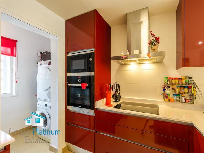 Image No.11-2 Bed Property for sale