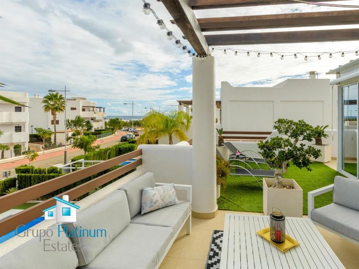 Image No.23-2 Bed Property for sale