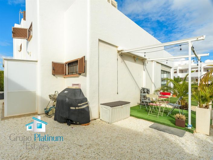 Image No.34-2 Bed Property for sale