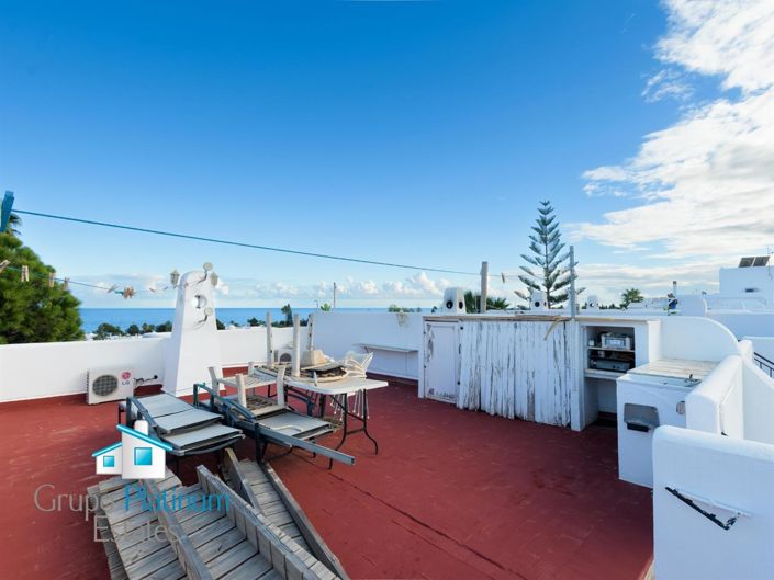 Image No.16-2 Bed Property for sale