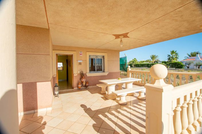 Image No.9-3 Bed Villa for sale