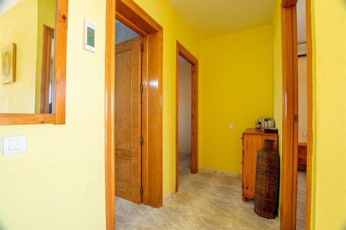 Image No.19-3 Bed Villa for sale