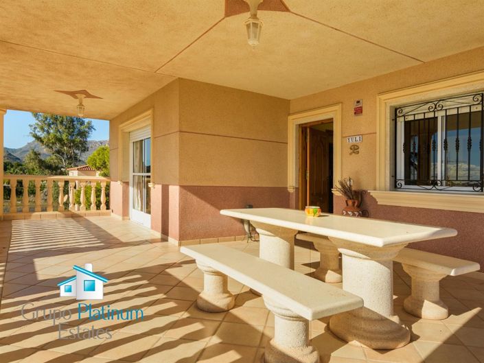 Image No.3-3 Bed Villa for sale