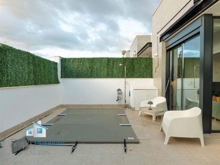 Image No.19-2 Bed Villa for sale