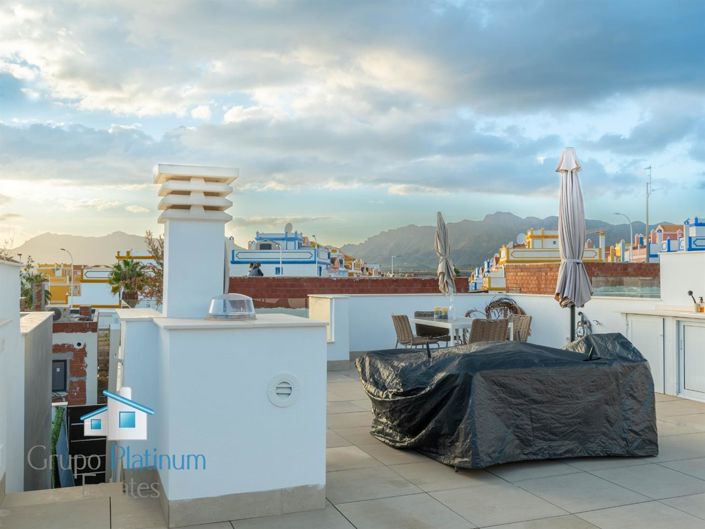 Image No.21-2 Bed Villa for sale