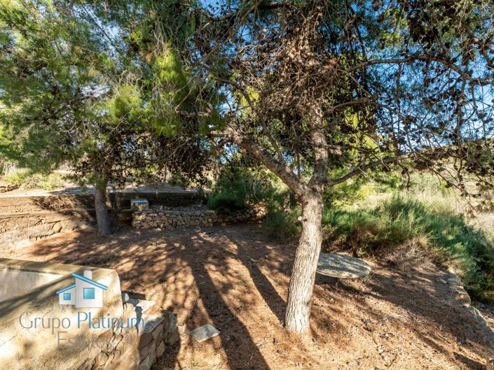 Image No.9-3 Bed Property for sale