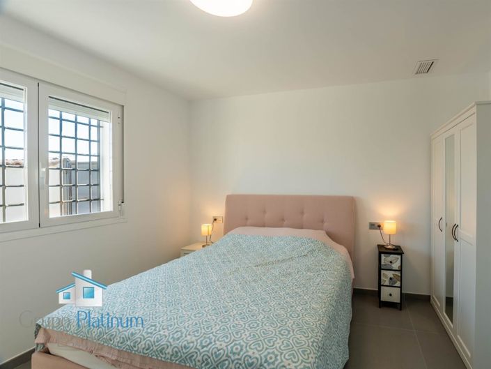 Image No.13-4 Bed Villa for sale