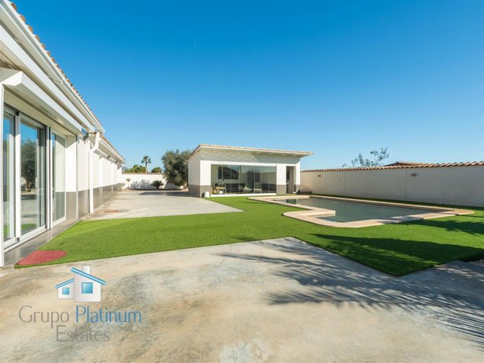 Image No.5-4 Bed Villa for sale