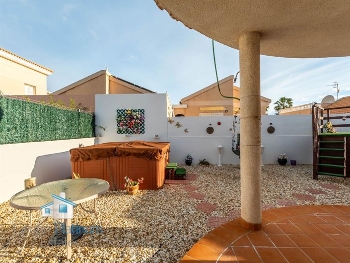 Image No.19-3 Bed Villa for sale