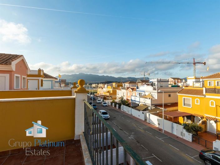 Image No.13-2 Bed Property for sale