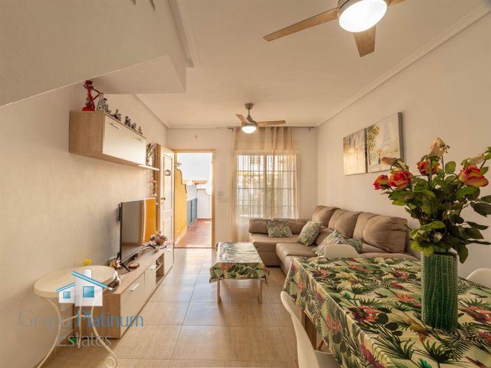 Image No.4-2 Bed Property for sale