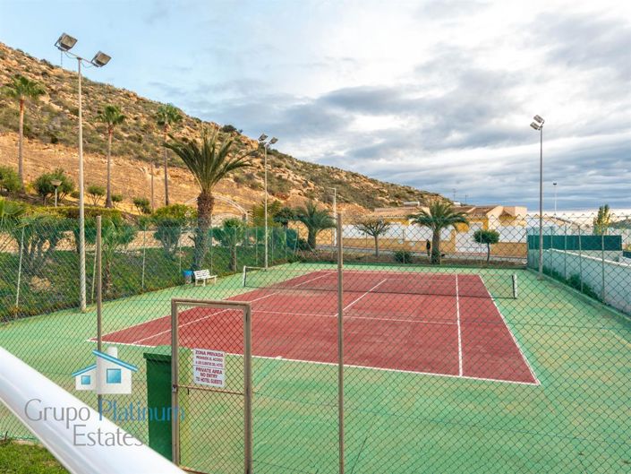 Image No.23-3 Bed Property for sale