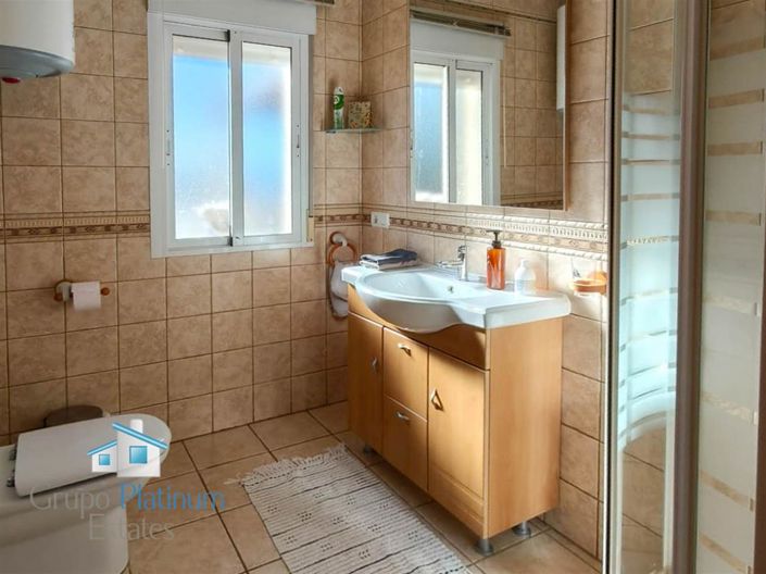 Image No.9-3 Bed Villa for sale