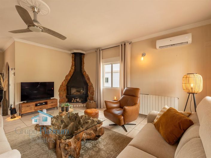 Image No.9-3 Bed Villa for sale