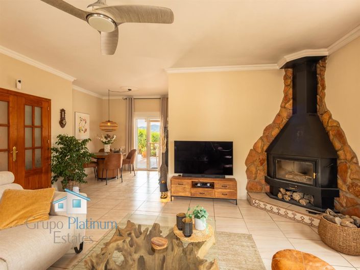 Image No.10-3 Bed Villa for sale