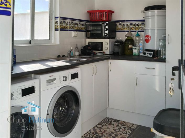 Image No.12-3 Bed Villa for sale