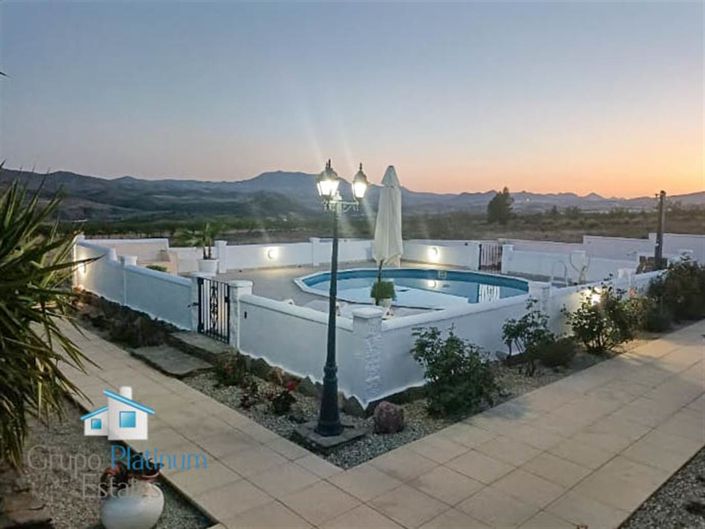 Image No.23-3 Bed Villa for sale