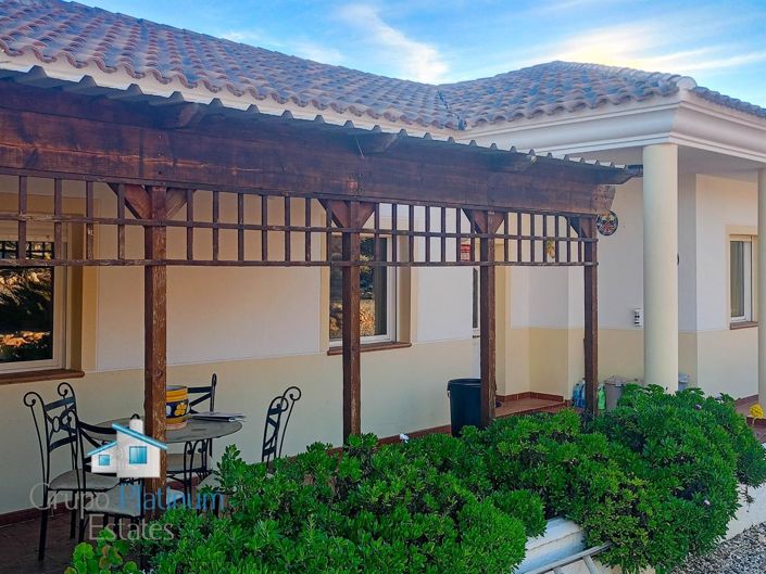 Image No.26-3 Bed Villa for sale