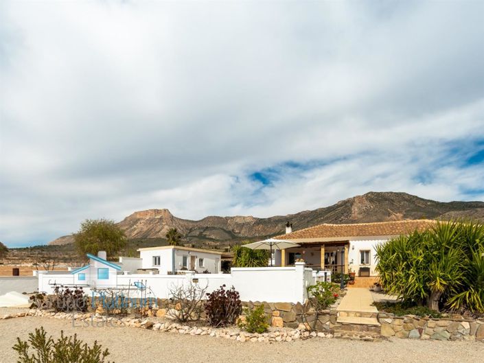 Image No.27-3 Bed Villa for sale