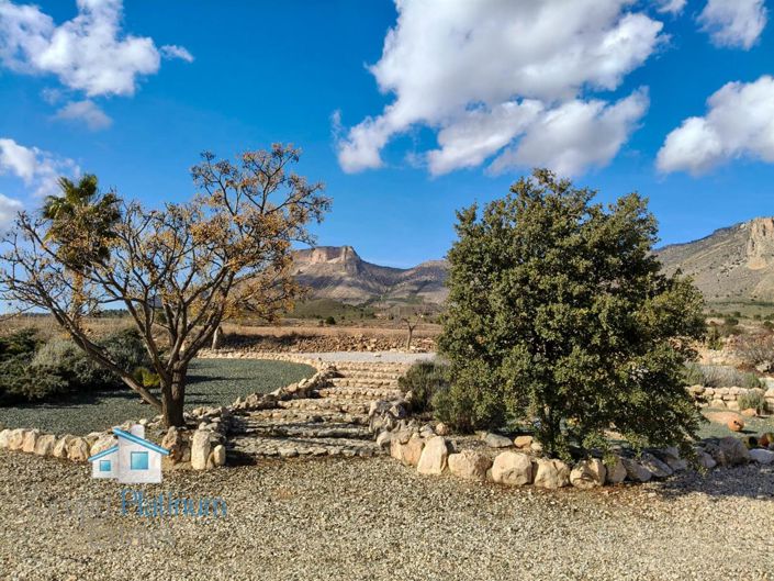 Image No.33-3 Bed Villa for sale