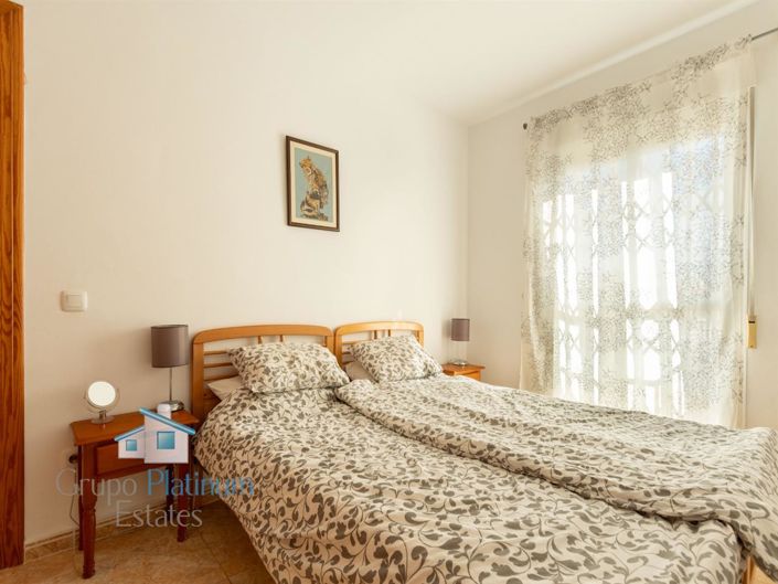 Image No.11-3 Bed Property for sale