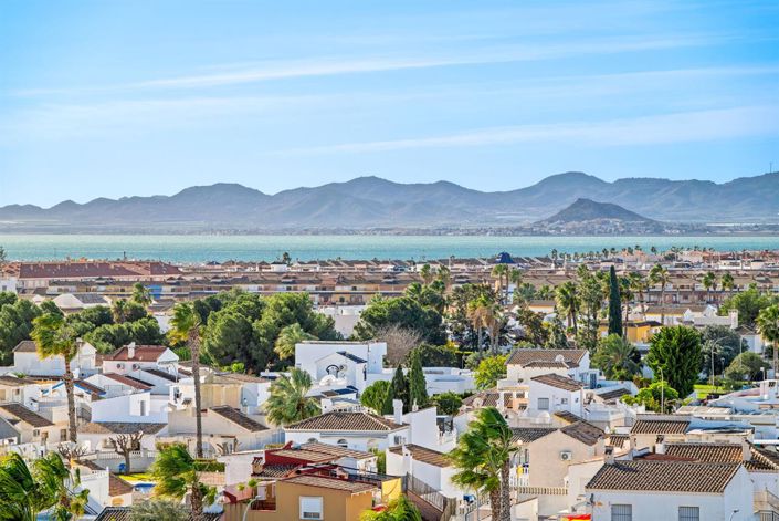 Image No.37-3 Bed Property for sale