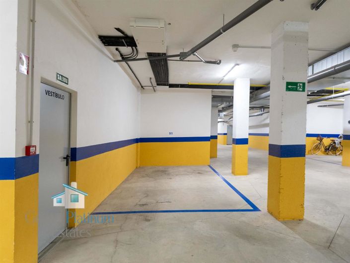 Image No.12-1 Bed Property for sale