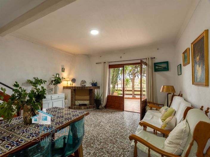 Image No.4-3 Bed Property for sale