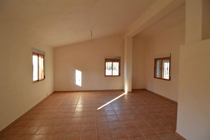 Image No.4-3 Bed Villa for sale