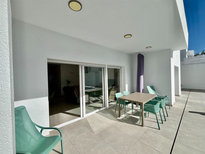 Image No.5-3 Bed Villa for sale