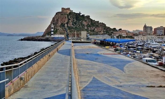 Image No.17-3 Bed Property for sale