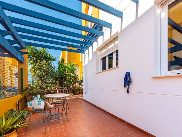 Image No.11-3 Bed Property for sale