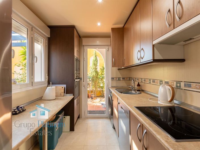 Image No.6-3 Bed Property for sale