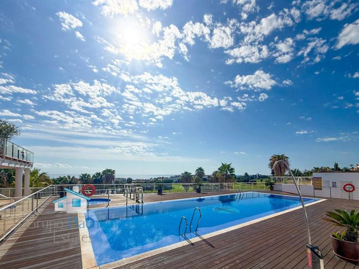 Image No.21-2 Bed Apartment for sale