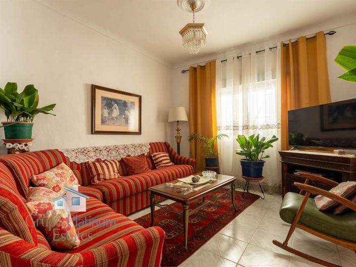 Image No.14-4 Bed Property for sale