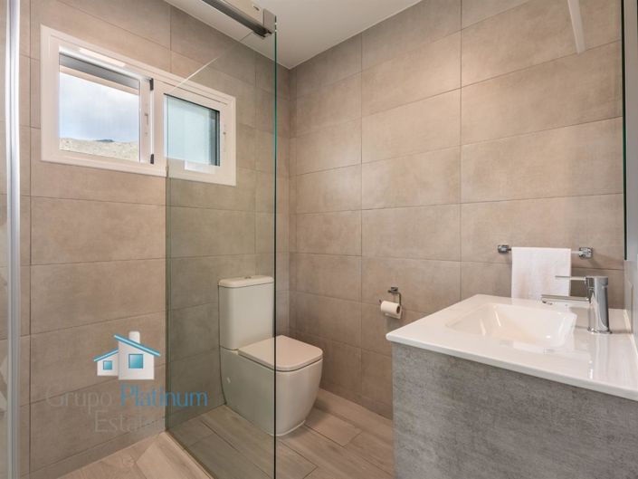 Image No.16-2 Bed Villa for sale